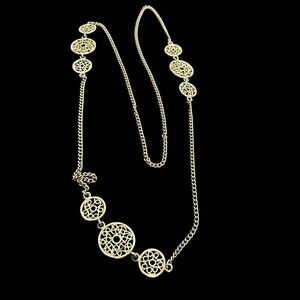 Vintage 1975 Avon Necklace Lace Medallions Gold Tone with Box